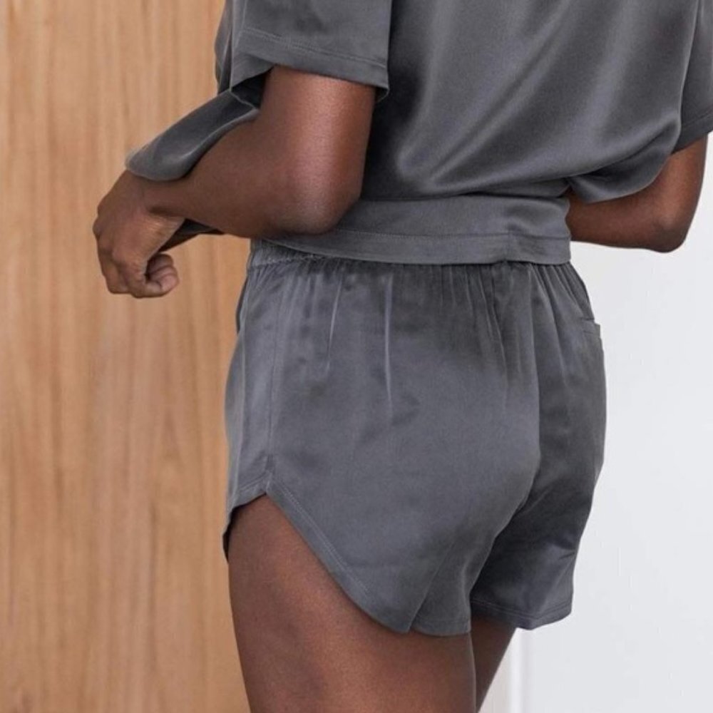 Lunya 100% Washable Silk Shorts in Eclipse Size XS/S
